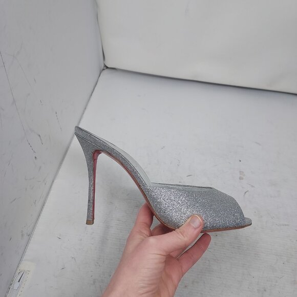 CHRISTIAN LOUBOUTIN Me Dolly Silver Glitter Mule Sandal - Picture 3 of 11